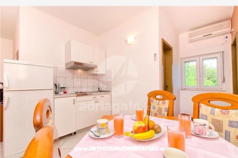 Apartmaji LIKI – foto 4