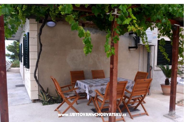 Apartmaji Nives – foto 17