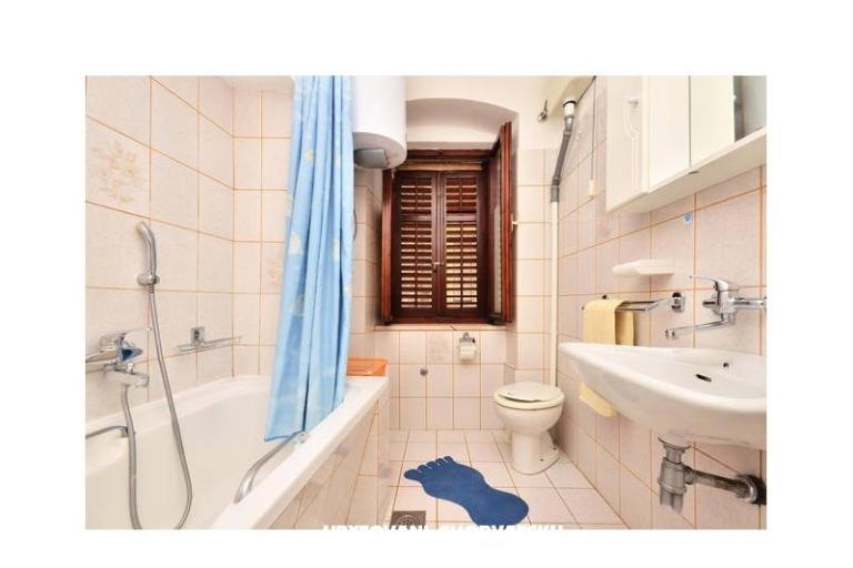 Apartmaji Stari Grad /Omiš center/ – foto 16