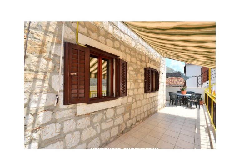 Apartmaji Stari Grad /Omiš center/ – foto 4