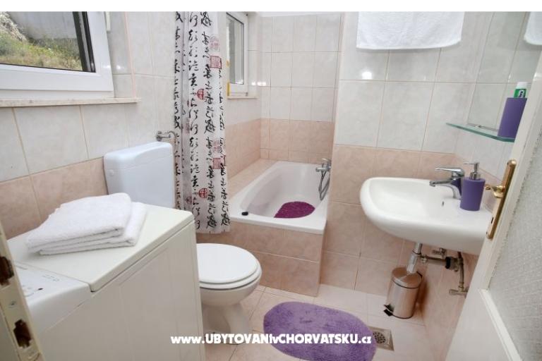 Apartmaji Villa Dalmas  – foto 16