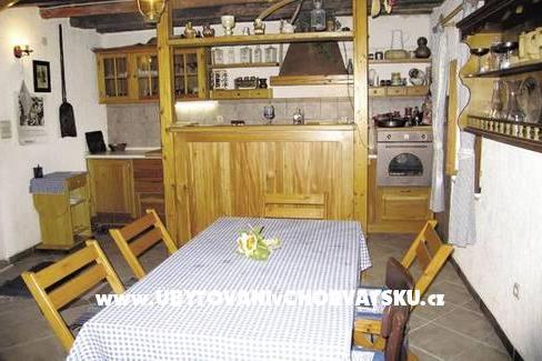 Country Hiša Omis – foto 3