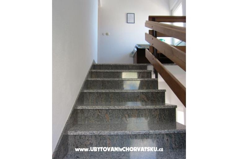 Apartmaji Mirna – foto 8