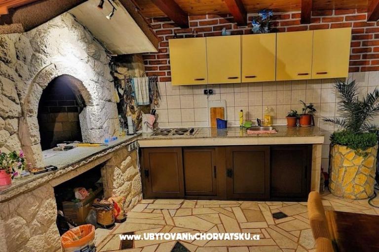 Apartmaji Villa Mira – foto 13