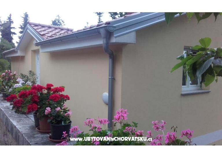 Apartmaji Oleandri – foto 3