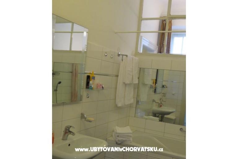 Apartma Kamelija – foto 7