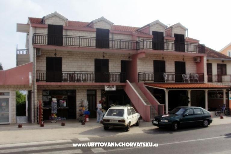 Apartmaji Bilic – foto 11