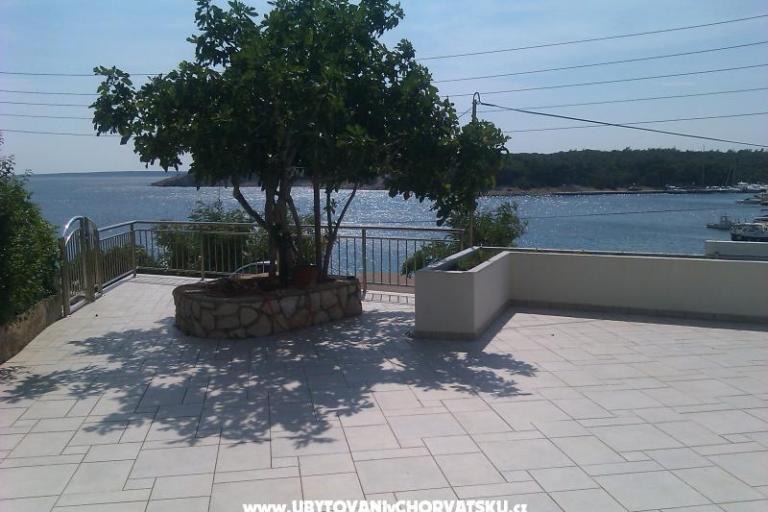 Apartmaji Lovro Pag – foto 11