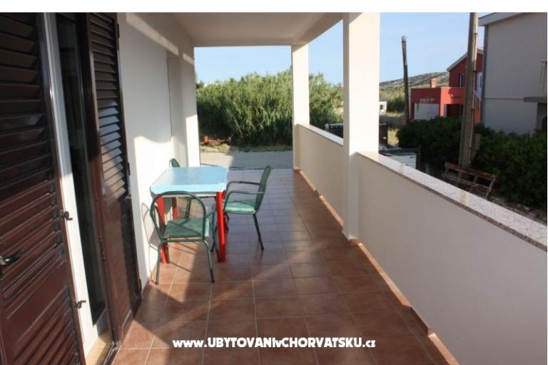 Apartmaji  Bane – foto 4