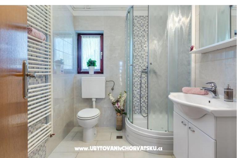 Apartmaji Anica – foto 12