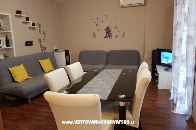 Apartmaji Dalma – foto 11
