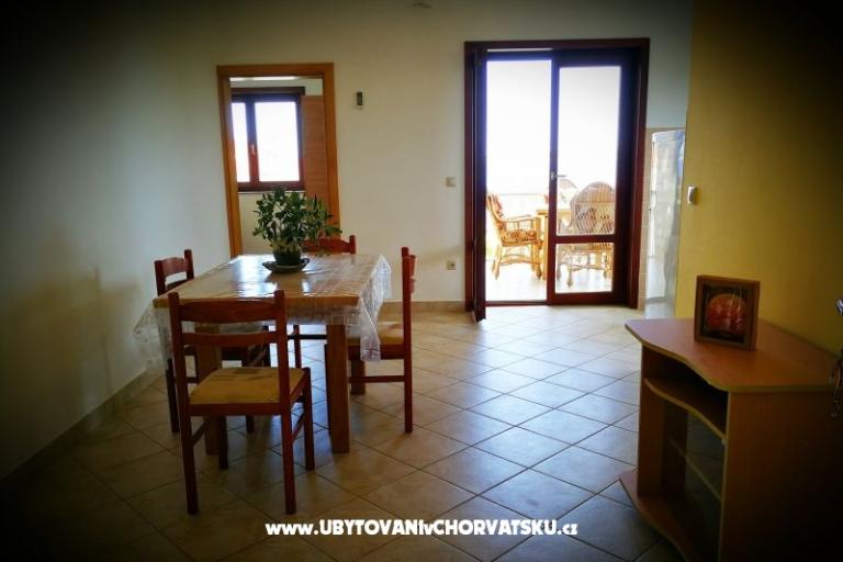 Apartmaji Elenor – foto 13
