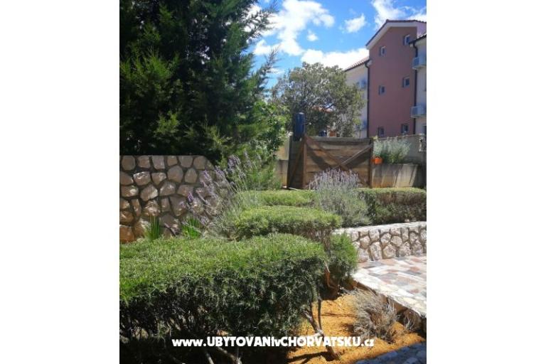 Apartmaji Elenor – foto 6