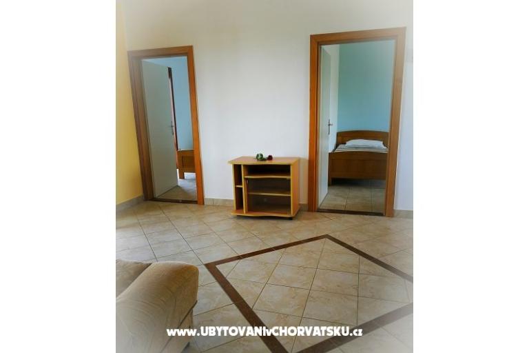 Apartmaji Elenor – foto 8