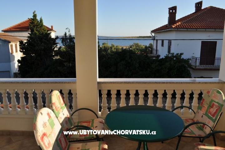 Apartmaji Karmen – foto 8