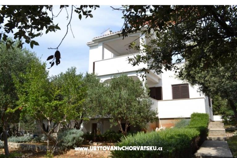 Apartmaji Salvia island Pag Mandre – foto 3