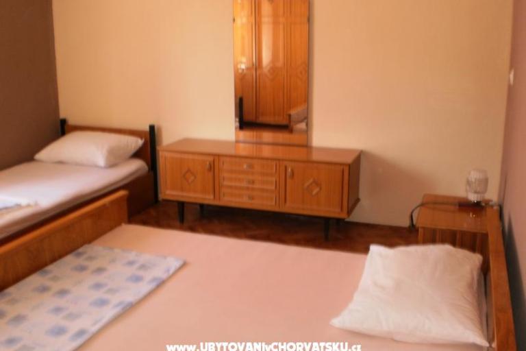 Apartmaji Dani – foto 11