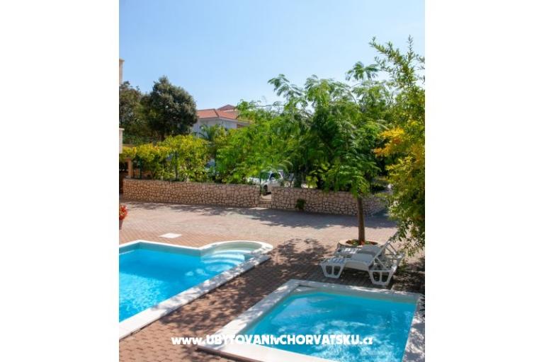 Apartmaji Villa Ana – foto 6