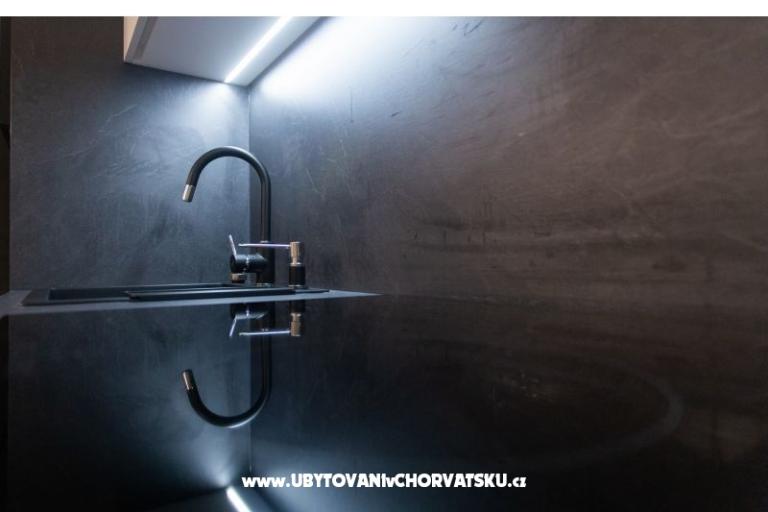 Luxury Apartma Iva – foto 8