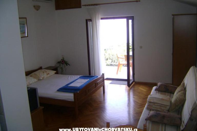 Apartmaji Ivanka – foto 2