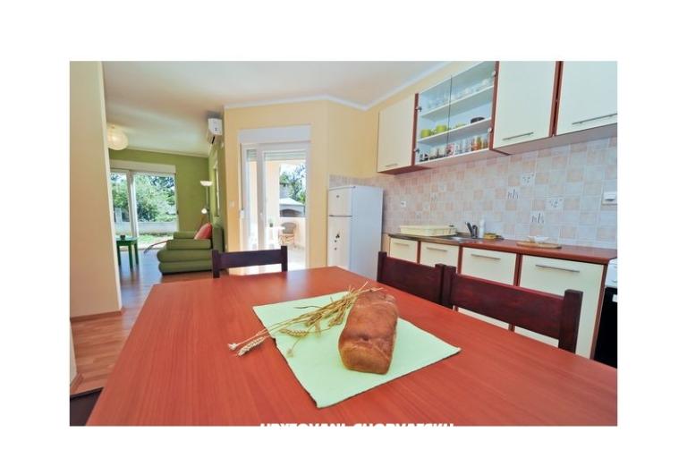 Apartmaji Paklina – foto 4
