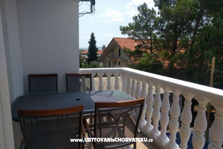 Apartmaji Bosi i Goli – foto 22
