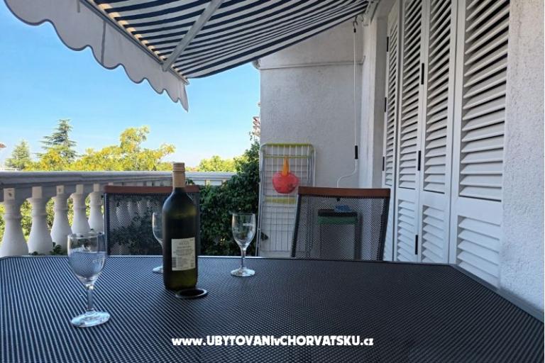 Apartmaji Bosi i Goli – foto 30