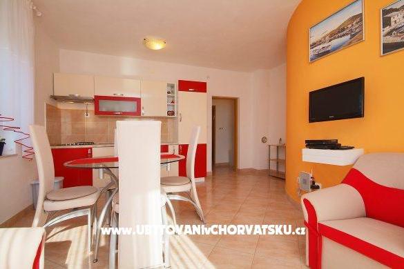 Apartmaji Mirjana*** – foto 3