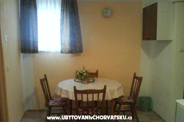 Apartmaji Milos – foto 2