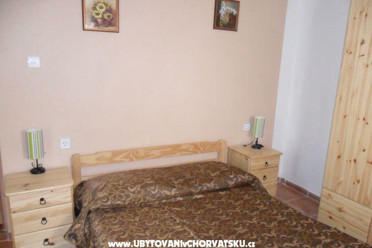Apartmaji Milos – foto 4