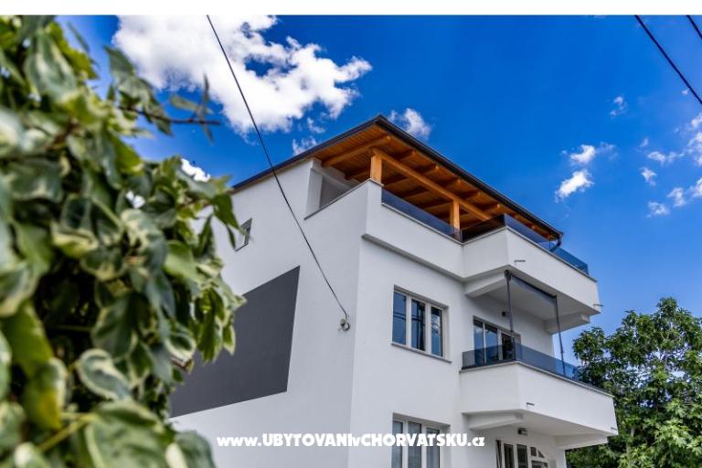 Apartmaji Kaliger – foto 5