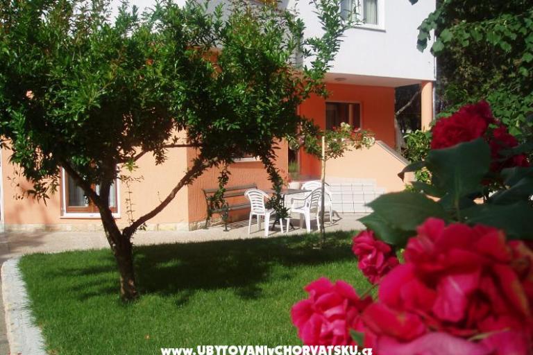 Apartmaji Lorena – foto 7