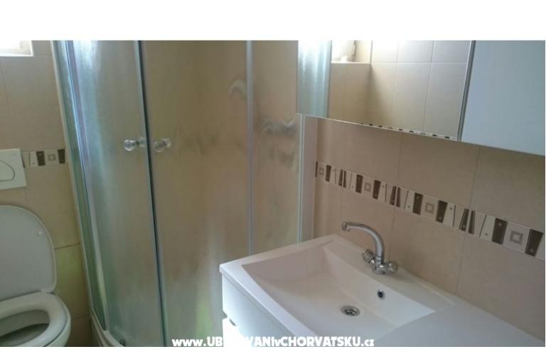 Apartmaji Lucija – foto 10