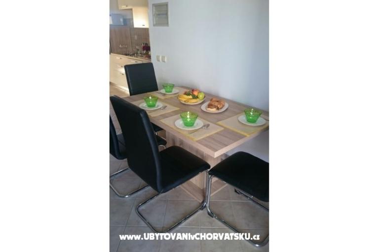 Apartmaji Lucija – foto 12