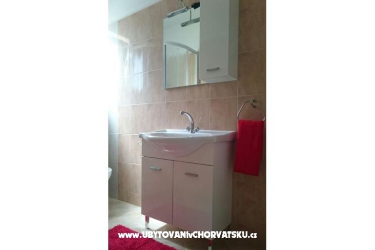 Apartmaji Lucija – foto 9