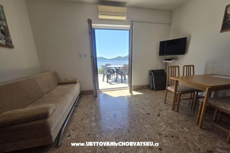 Apartmaji Nakić – foto 10