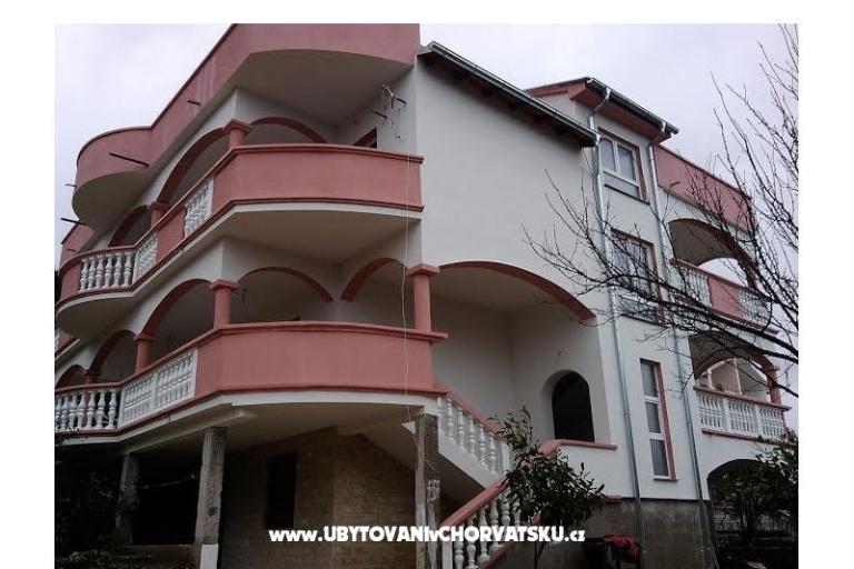 Apartmaji Villa Žaklina – foto 2