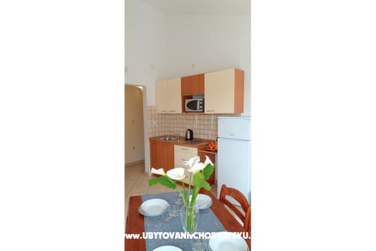 Apartmaji Roko  – foto 9