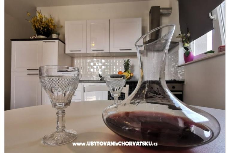 Apartmaji Rosan Pakostane – foto 6