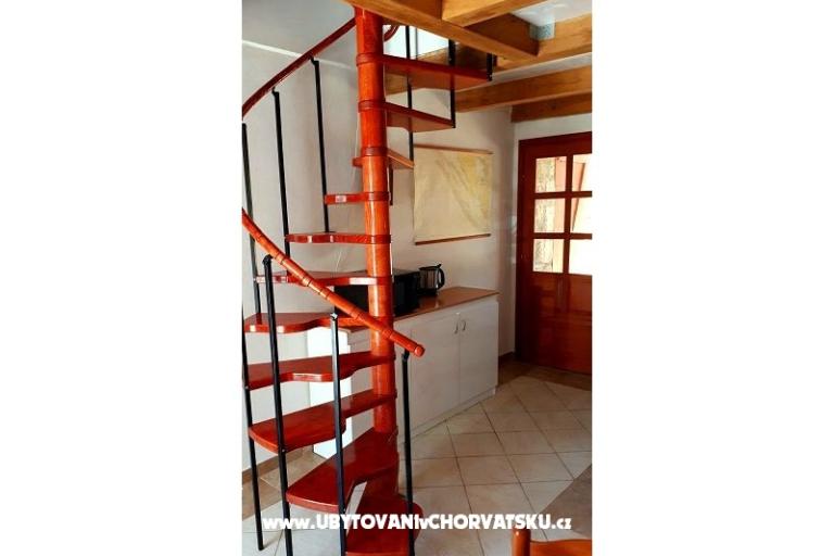 Stona hiša Porat – foto 12