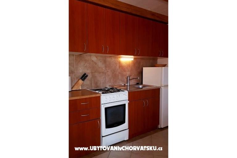 Stona hiša Porat – foto 13