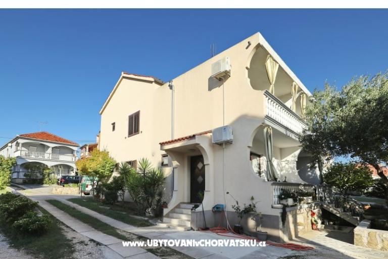 Pakoštane Apartmaji Ana – foto 12