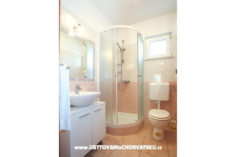 Pakoštane Apartmaji Di-Ana – foto 11