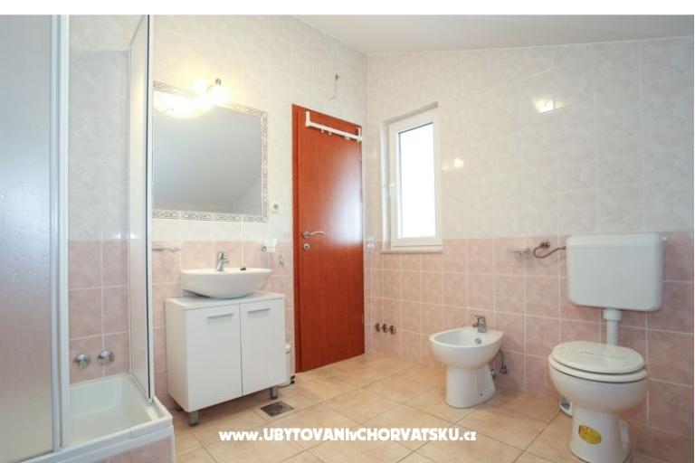 Pakoštane Apartmaji Di-Ana – foto 15