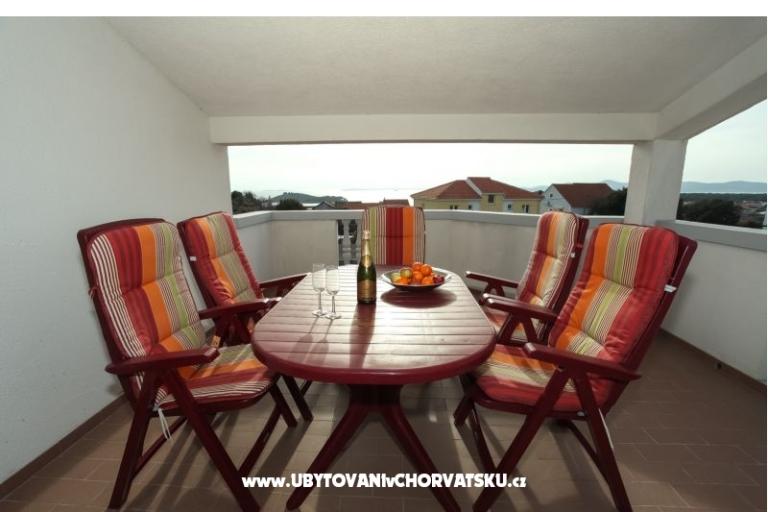 Pakoštane Apartmaji Di-Ana – foto 17