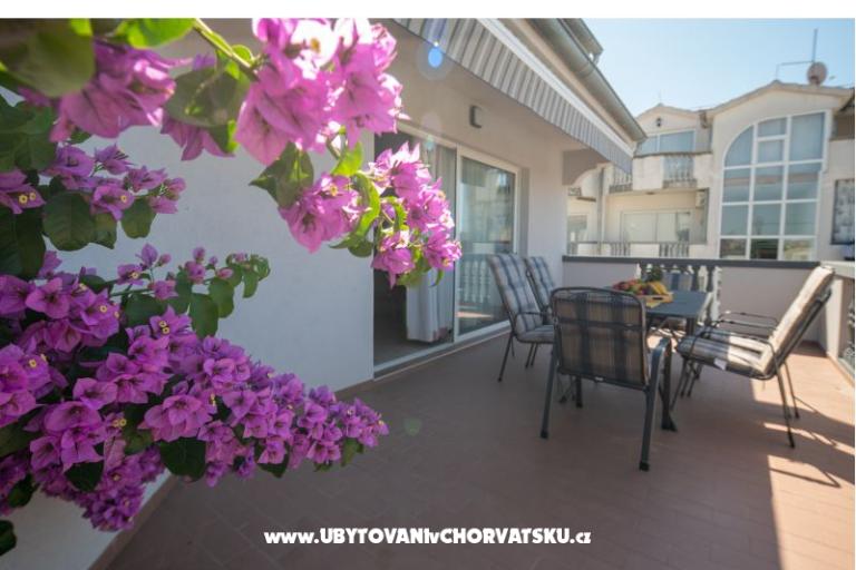Pakoštane Apartmaji Di-Ana – foto 22