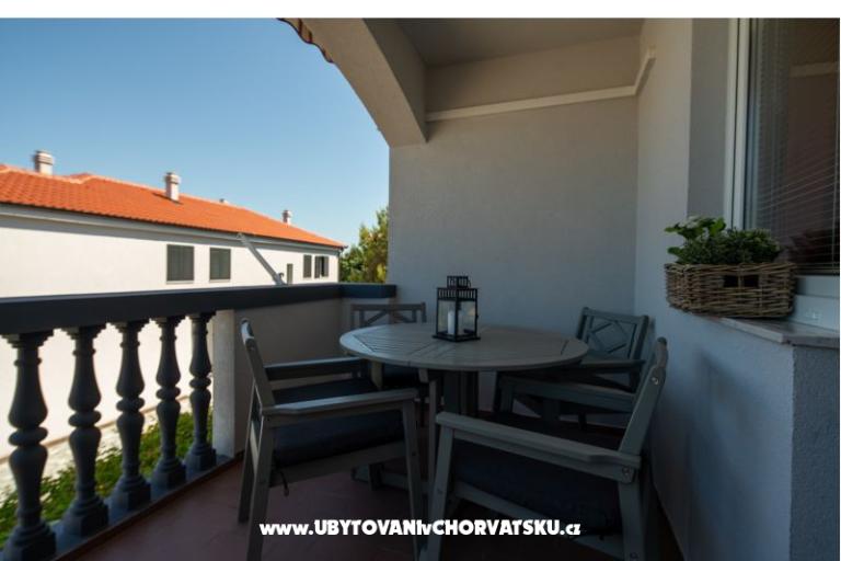 Pakoštane Apartmaji Di-Ana – foto 23