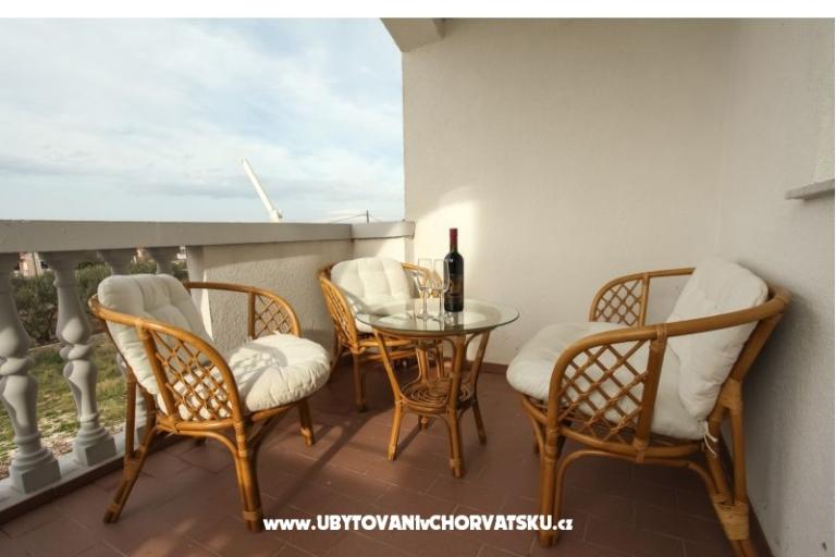 Pakoštane Apartmaji Di-Ana – foto 6