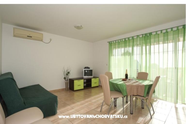 Pakoštane Apartmaji Di-Ana – foto 7
