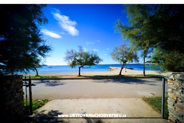 Pakoštane Apartmaji Vulin – foto 17
